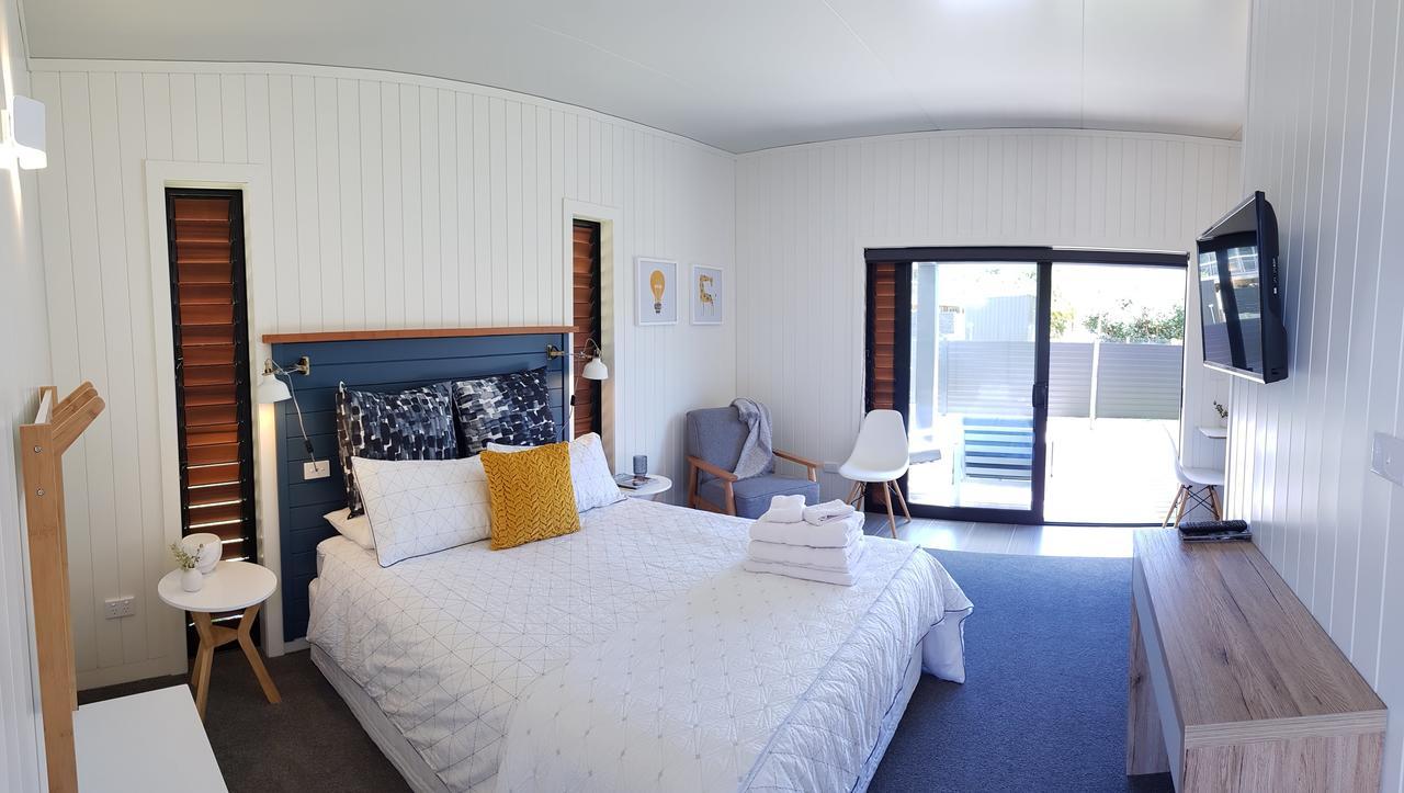 Bed and Breakfast Admiral Waters Cooks Beach Esterno foto