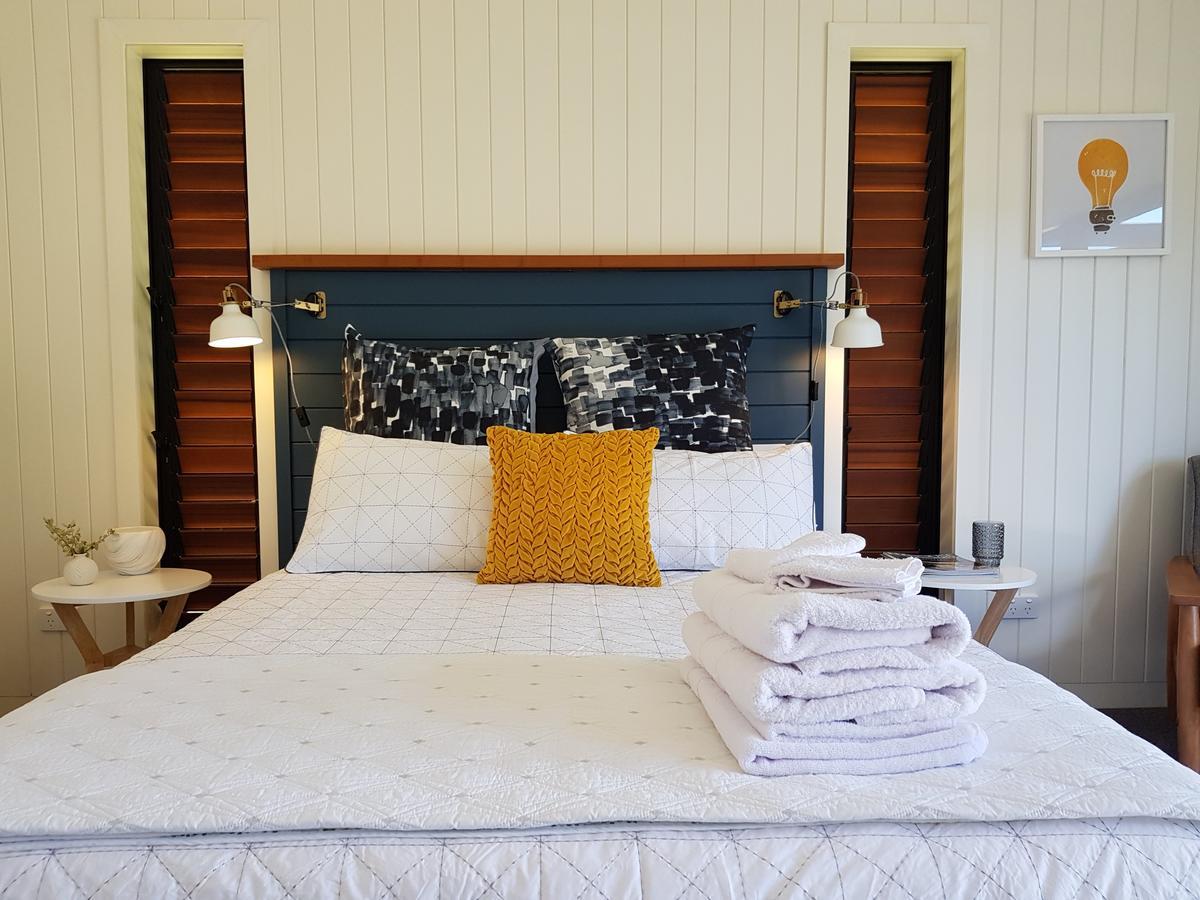 Bed and Breakfast Admiral Waters Cooks Beach Esterno foto